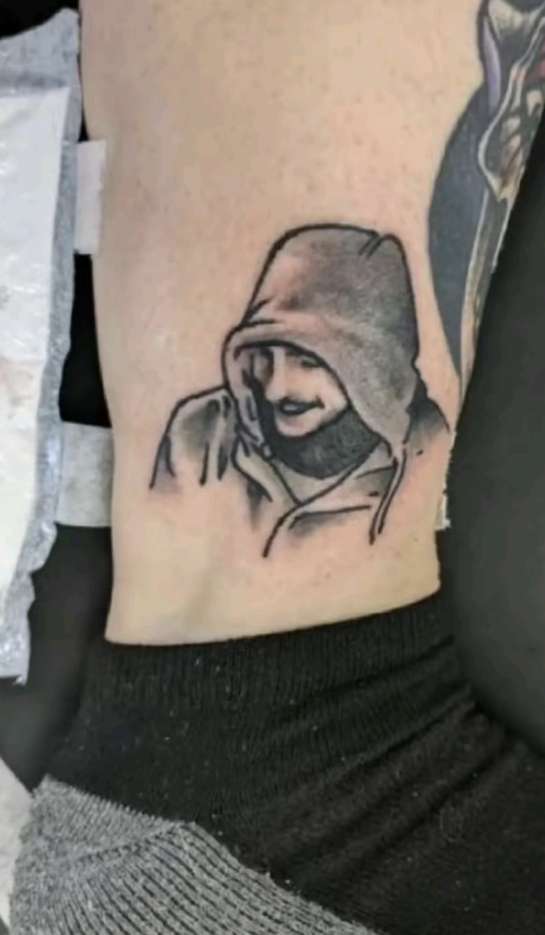The meme is a photo of a person in a hoodie, with their face obscured, and their hands in their pockets. The image is often used to express indifference or apathy, and the text "I can explain" is often added to the image to convey a sense of reluctance or annoyance.