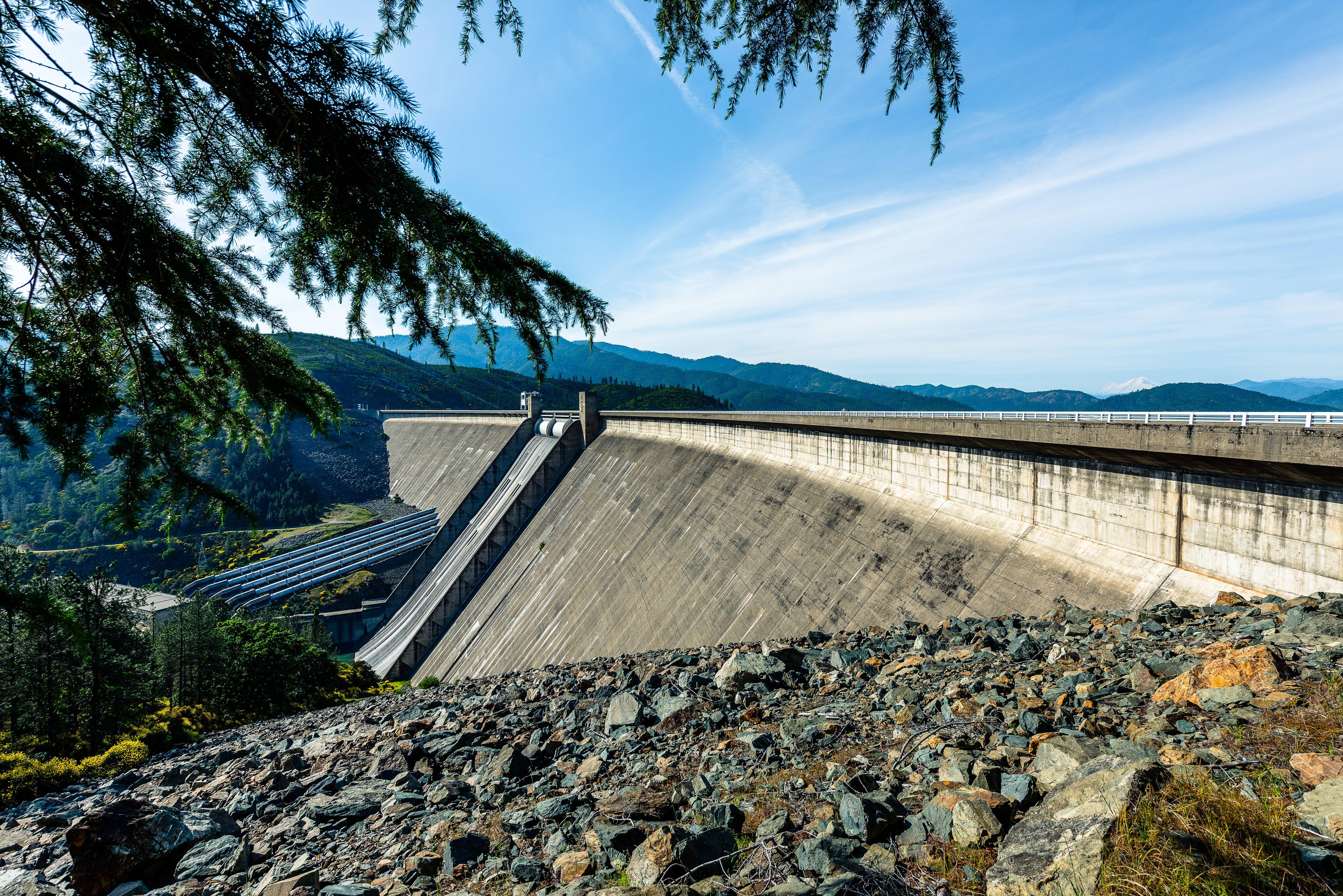 This meme is an image of a dam, with a caption that says "when you finally understand the concept of a dam". The image is likely a play on the common phrase "when you finally understand...", implying that the person has been struggling to comprehend the concept of a dam, but has finally reached a point of understanding.